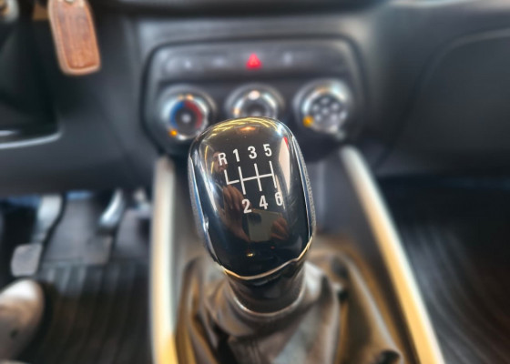 GM - Chevrolet ONIX SEDAN Plus LT 1.0 12V Flex 4p Mec. 2020 Flex