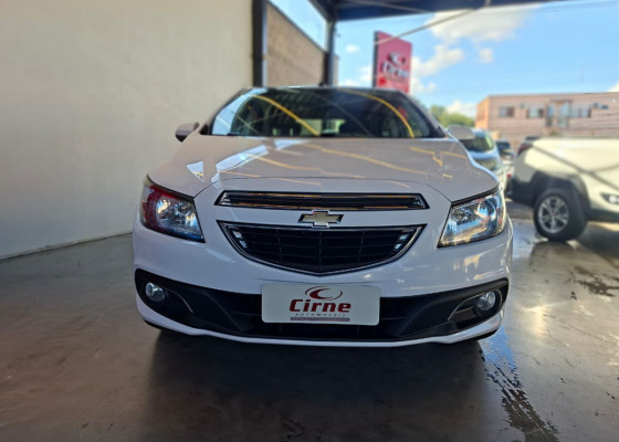 GM - Chevrolet ONIX HATCH LTZ 1.4 8V FlexPower 5p Mec. 2014 Flex