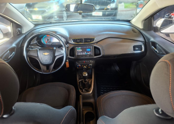 GM - Chevrolet ONIX HATCH LTZ 1.4 8V FlexPower 5p Mec. 2014 Flex