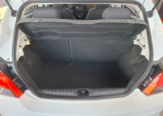 GM - Chevrolet ONIX HATCH LTZ 1.4 8V FlexPower 5p Mec. 2014 Flex