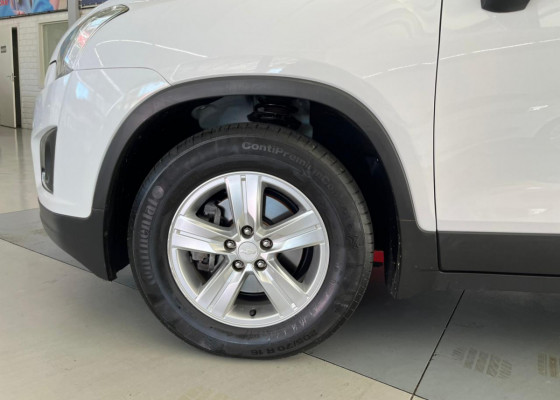 GM - Chevrolet TRACKER LT 1.8 16V Flex 4x2 Aut. 2016 Flex Flex