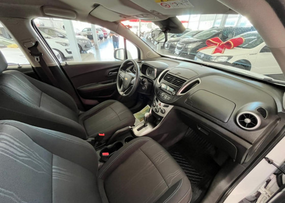 GM - Chevrolet TRACKER LT 1.8 16V Flex 4x2 Aut. 2016 Flex Flex