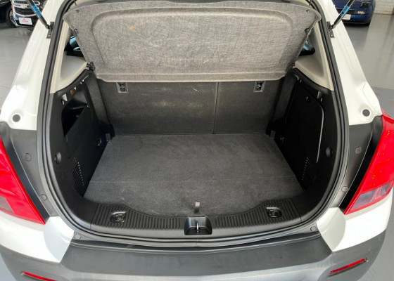 GM - Chevrolet TRACKER LT 1.8 16V Flex 4x2 Aut. 2016 Flex Flex