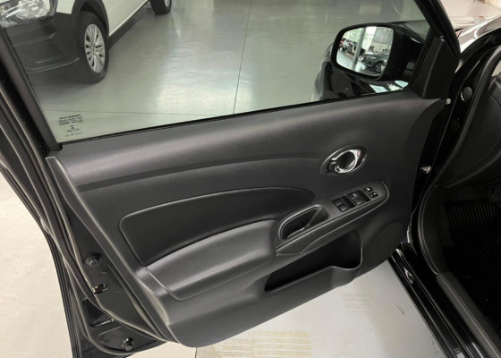 Nissan VERSA SL 1.6 16V FlexStart 4p Aut. 2019 Flex